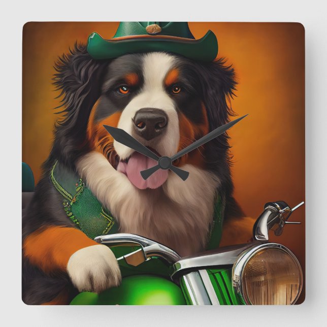 Bernese Mountain Bike St. Patrick's Day Quadratische Wanduhr (Vorderseite)