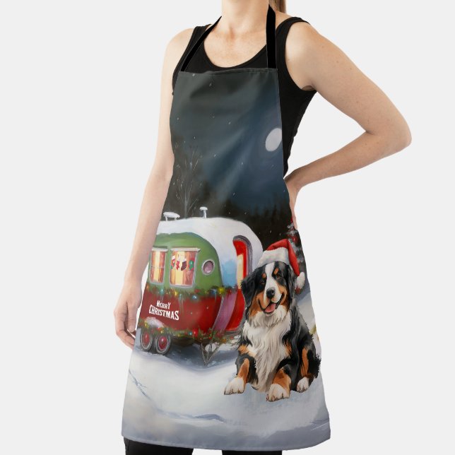 Bernese Mountain Caravan Weihnachtsabenteuer Schürze (InSitu)