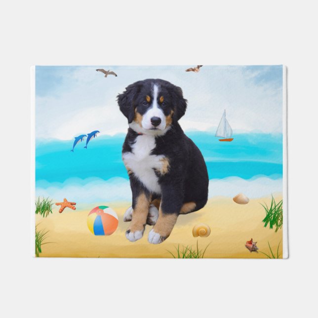 Bernese Mountain Dog am Strand Fußmatte (Vorderseite)