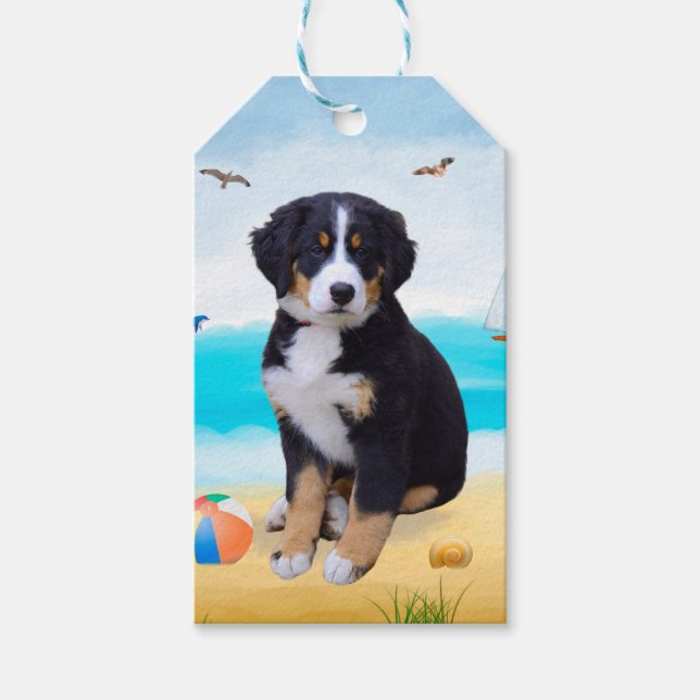 Bernese Mountain Dog am Strand Geschenkanhänger (Vorderseite)