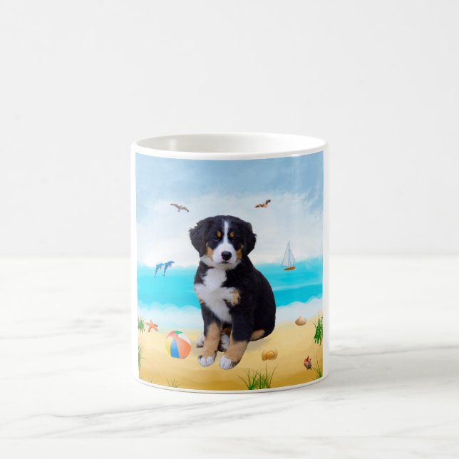 Bernese Mountain Dog am Strand Kaffeetasse (Mittel)