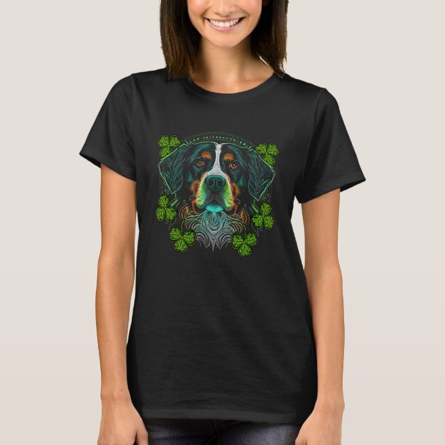Bernese Mountain Dog Mandala Shamrock C St Patrick T-Shirt (Vorderseite)
