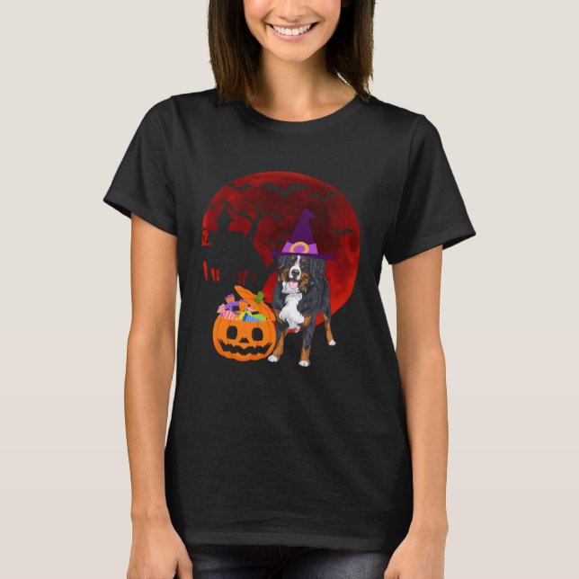 Bernese Mountain Dog with witch hat Candy Pumpkin  T-Shirt (Vorderseite)