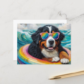 Bernese Mountain Hund auf einem Regenbogenfarbenfl Postkarte
