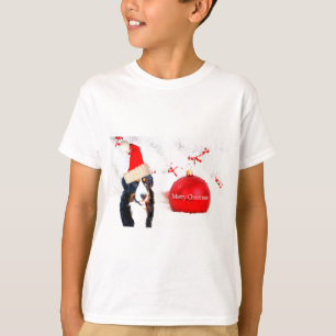 Bernese Mountain Hund mit rotem Weihnachtsschmuck T-Shirt