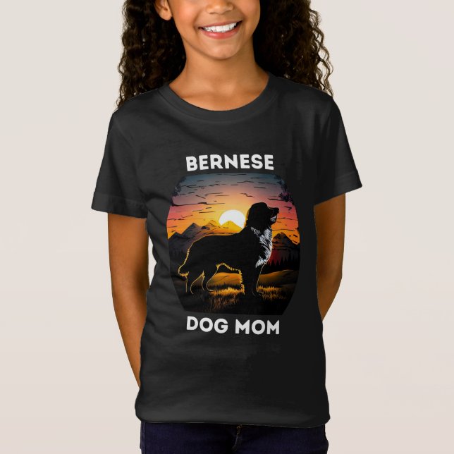 Bernese und die aufstrebende Sonne für die Berner  T-Shirt (Vorderseite)