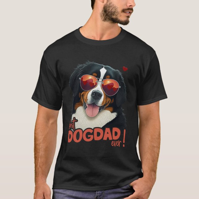 Bernesemountaindog With Heartdecoration Coolest Do T-Shirt (Vorderseite)