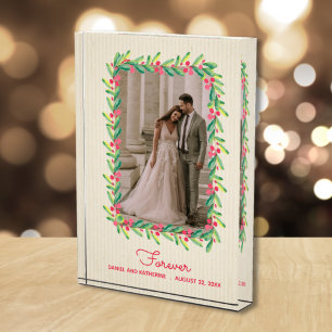 Berries Greenery Bride Groom Wedding Fotoblock