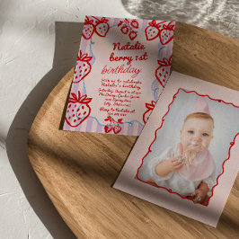 Berry 1. Handgezeichnete Erdbeere Foto Geburtstag Einladung