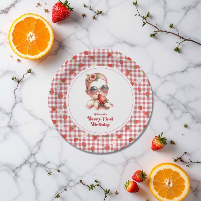 Berry First Birthday Gingham Pappteller (Berry First Birthday Gingham Paper Plates)