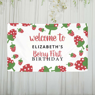 Berry First Birthday Niedlich Strawberry Girl Banner