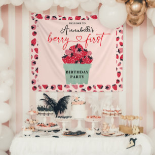 Berry First Birthday Party Strawberry Wandteppich