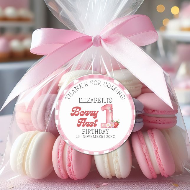 "Berry First Birthday Strawberry Birthday Theme Runder Aufkleber (Von Creator hochgeladen)