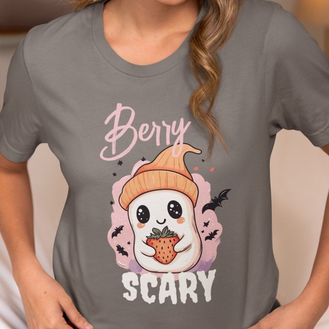 Berry Scary Cute Ghost with Strawberry Tri-Blend Shirt (Von Creator hochgeladen)