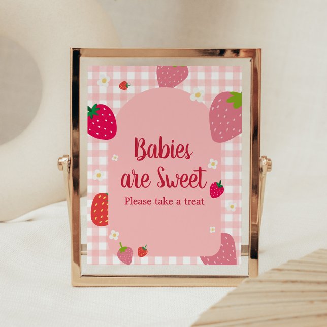 Berry Sweet Gingham Strawberry Babies sind Süße Poster (Gingham Strawberry Berry Sweet Baby Shower Babies are Sweet Sign)