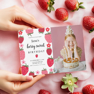 "Berry Sweet Strawberry Geburtstag mit Foto Einladung