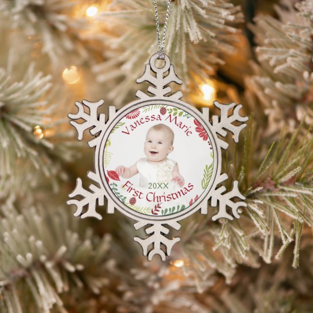 Berry Wreath Baby's First Christmas Ornament (Baum)