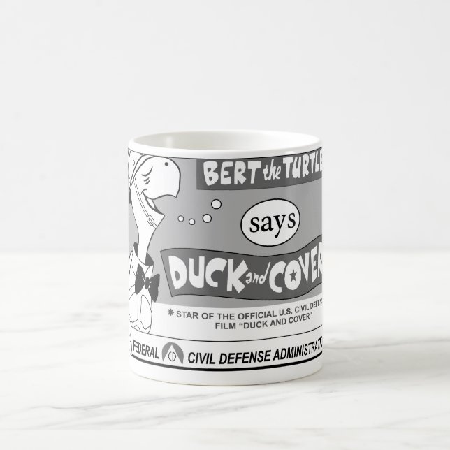 Bert, den die Schildkröte sagt Tasse (Mittel)