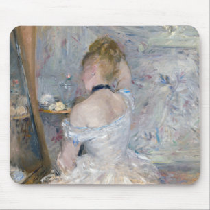 Berthe Morisot - Frau bei der Toilette Mousepad