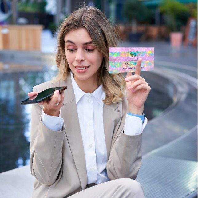 Beruflich-Makeup-Künstler-Logo-Holograph Lila Visitenkarte (
Unlock your universe of unlimited potential with FlorenceK's vibrant and transformative designs)