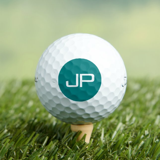 Beruflich Mit Monogramm Titleist Pro V1 Aquamarin Golfball (Insitu T-Shirt)
