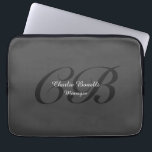 Beruflich-Modernes Monogramm Minimalistisch Grau Laptopschutzhülle<br><div class="desc">Sie können die Schriftart,  Hintergrundbild und Farbe,  Buchstaben und Buchstaben leicht ändern.</div>