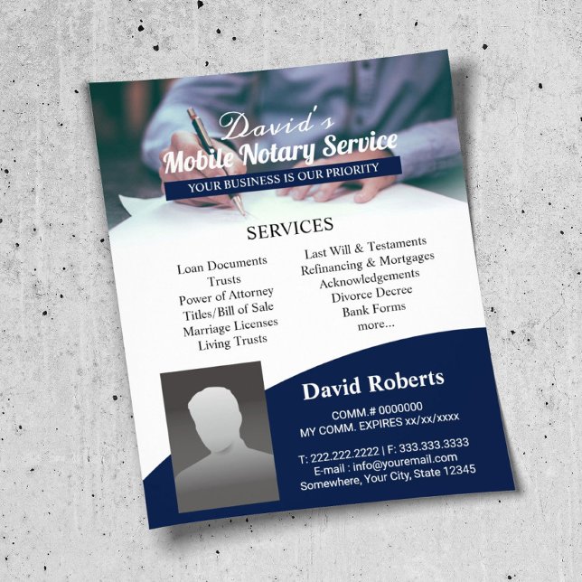 Beruflich Navy: Unterzeichner eines mobilen Notari Flyer (Von Creator hochgeladen)