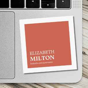 Beruflich Simple Elegance Coral White Consultant Quadratische Visitenkarte