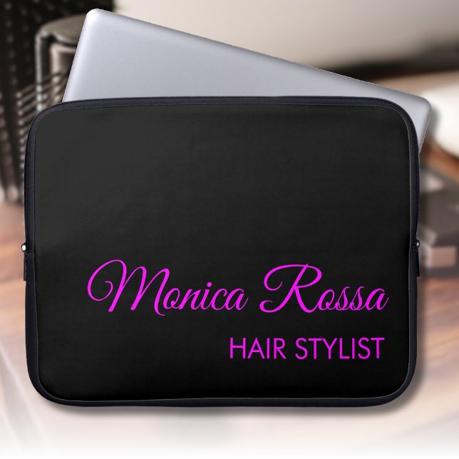 Beruflich Simple Modern Neon Magenta und Black Laptopschutzhülle (Von Creator hochgeladen)