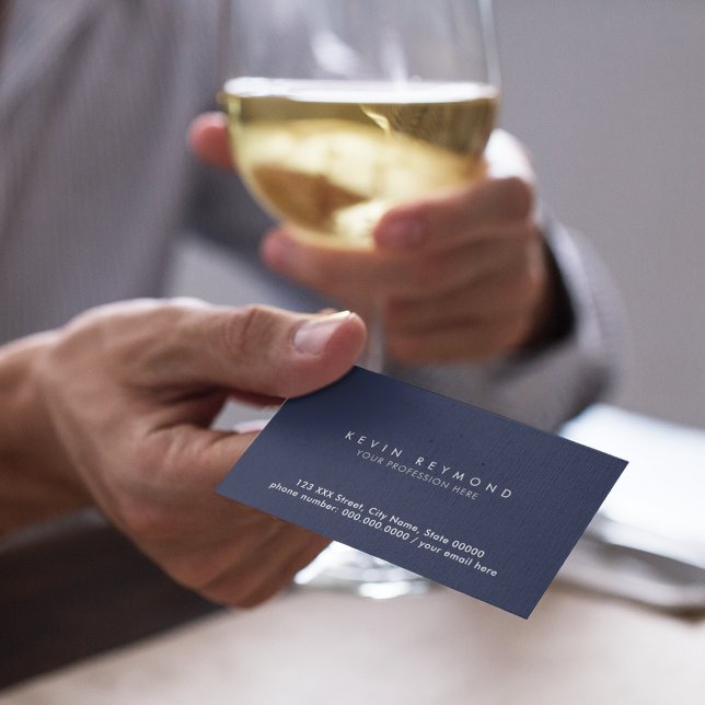 berufliche dunkelblaue Marine Visitenkarte (Von Creator hochgeladen)