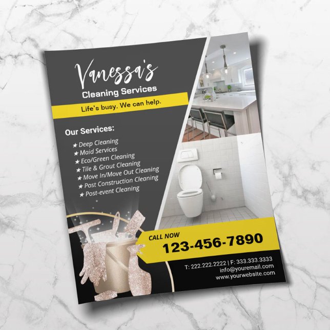 Berufliche Hausreinigung Haushaltshilfe Gold Flyer (Von Creator hochgeladen)