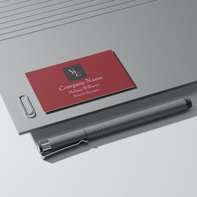 Beruflicher Maroon mit Logo Visitenkarte (Von Creator hochgeladen)