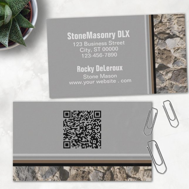 Beruflicher Stonemason Rustic Rock Border QR Code Visitenkarte (Von Creator hochgeladen)