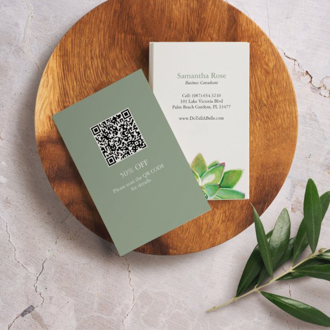 Berufliches Marketing Grünes Wasser Sukkulat Visitenkarte (business card with QR code features watercolor succulent art by Victoria Grigaliunas Do Tell A Belle)