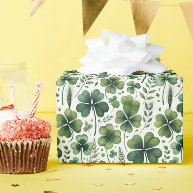 Beruhigung von Clovers Geschenkpapier (Geburtstagsparty)