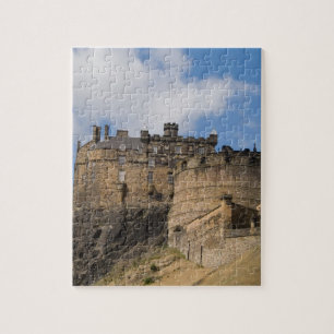Berühmte riesige Burg Edinburgh Castle in Puzzle