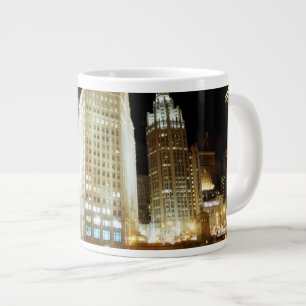 Berühmte Sehenswürdigkeit Chicagos nachts Jumbo-Tasse