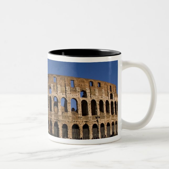 Berühmtes Colosseum in Sehenswürdigkeit 2 Roms Zweifarbige Tasse (Rechts)