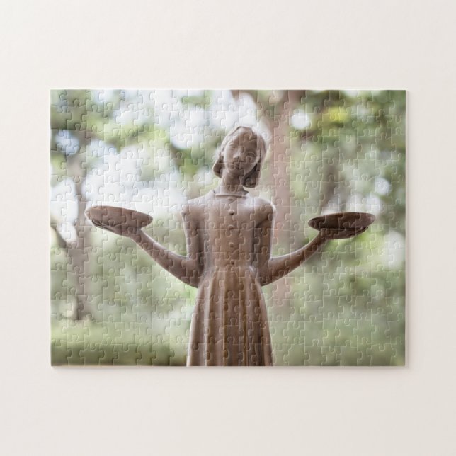 Berühmtes Vogelmädchen im Savannah Challenging Puz Puzzle (Horizontal)