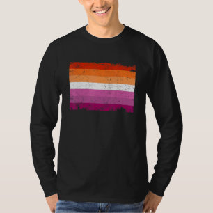 beschädigte Retro-LGBT-Fahne für den Lesben T-Shirt