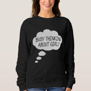 beschäftigt darüber nachzudenken, dass Mädchen vie Sweatshirt