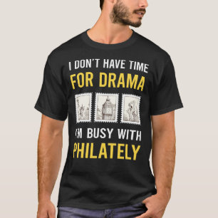 beschäftigt mit Briefmarke-Briefmarke, die von Phi T-Shirt