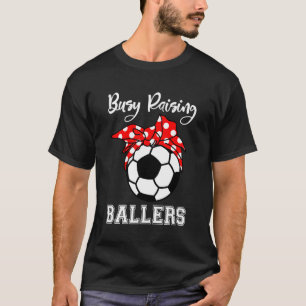Beschäftigt mit der Erziehung von Ballern Lustige T-Shirt