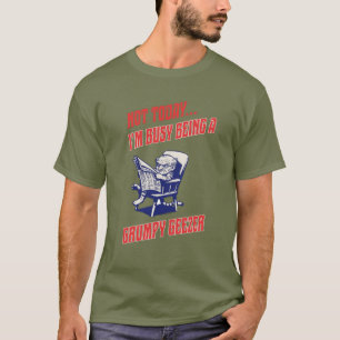 Beschäftigter mürrischer alter Knacker T-Shirt
