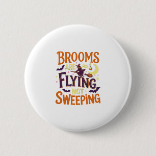 Besen fliegen fegend Halloween Hexe Mond Fledermäu Button