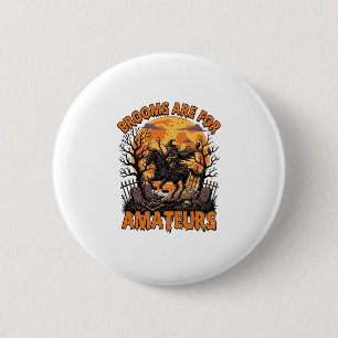 Besen sind Amateur-Halloween-Hexenpferd-Mond-Grab Button