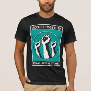 Besetzen Sie zusammen Spende des T - Shirt-  zu T-Shirt