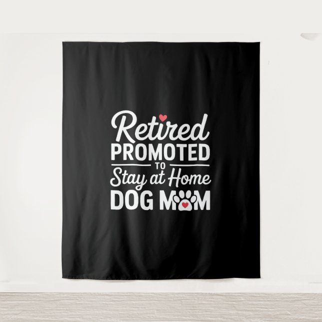 Besitzer des Hundes, der die Mama zurückhält Wandteppich (Vorderseite)