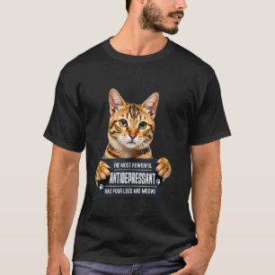 Besitzer einer Bengal Katze, vier Beine und miaut  T-Shirt