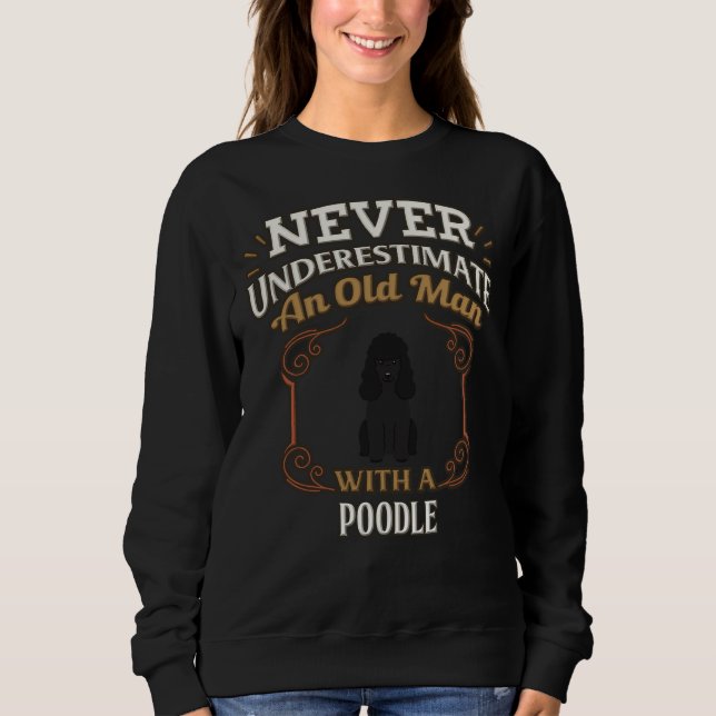 Besitzer eines schwarzen Poodle-Spiels ist nie unt Sweatshirt (Vorderseite)